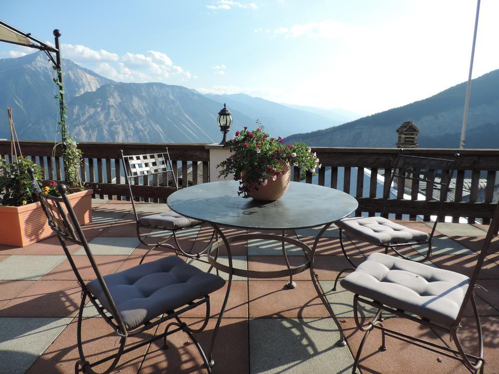 La Demeure Des Elfes Bed & Breakfast Albinen Dış mekan fotoğraf