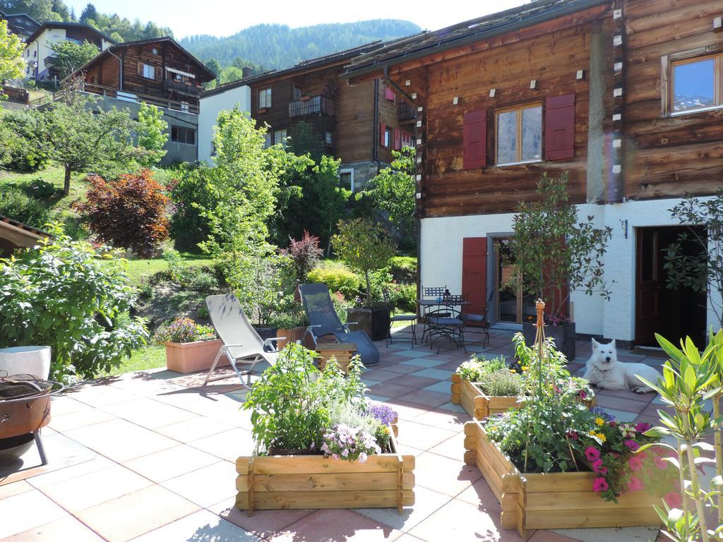 La Demeure Des Elfes Bed & Breakfast Albinen Dış mekan fotoğraf