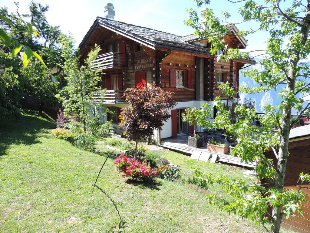 La Demeure Des Elfes Bed & Breakfast Albinen Dış mekan fotoğraf