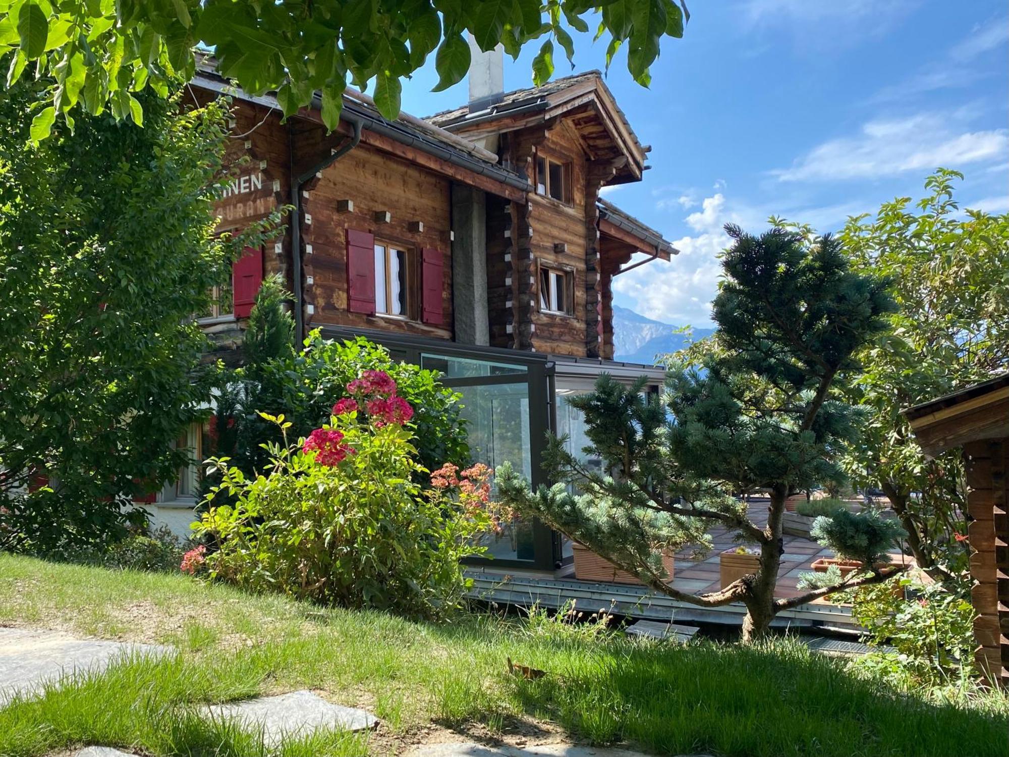La Demeure Des Elfes Bed & Breakfast Albinen Dış mekan fotoğraf